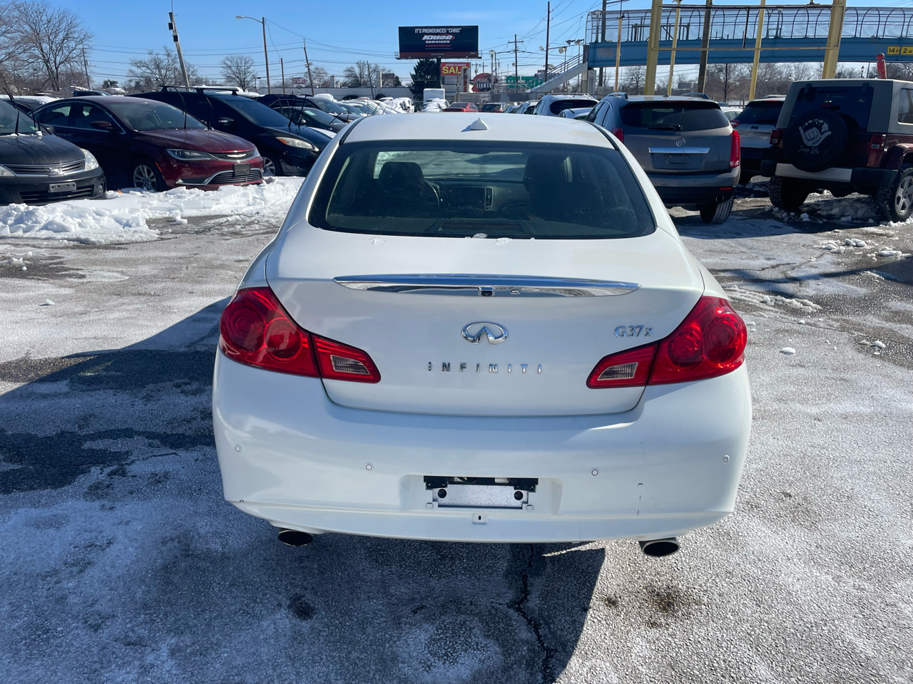 Infiniti G37 Sedan 4dr x AWD 2012