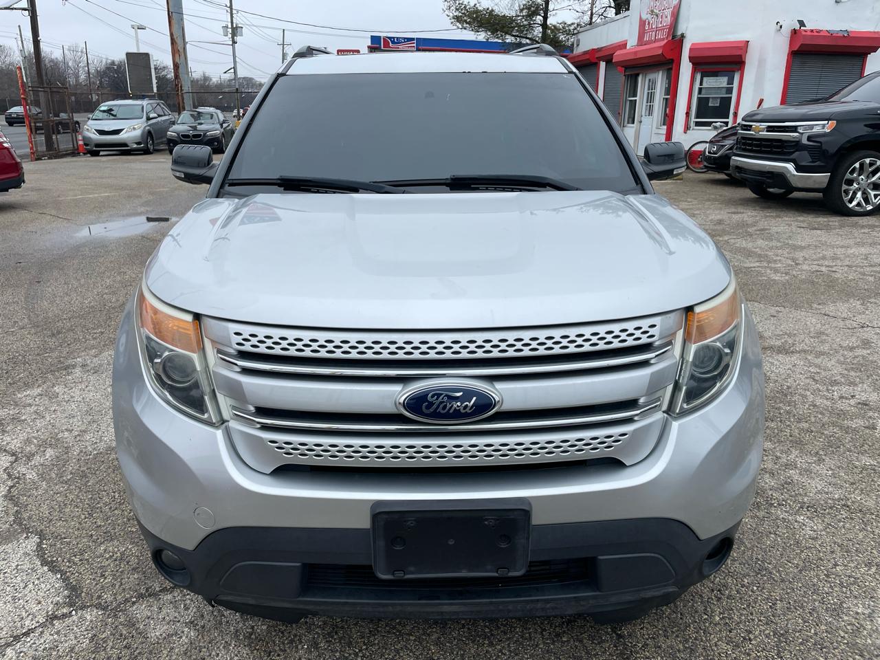 Ford Explorer 4WD 4dr XLT 2014