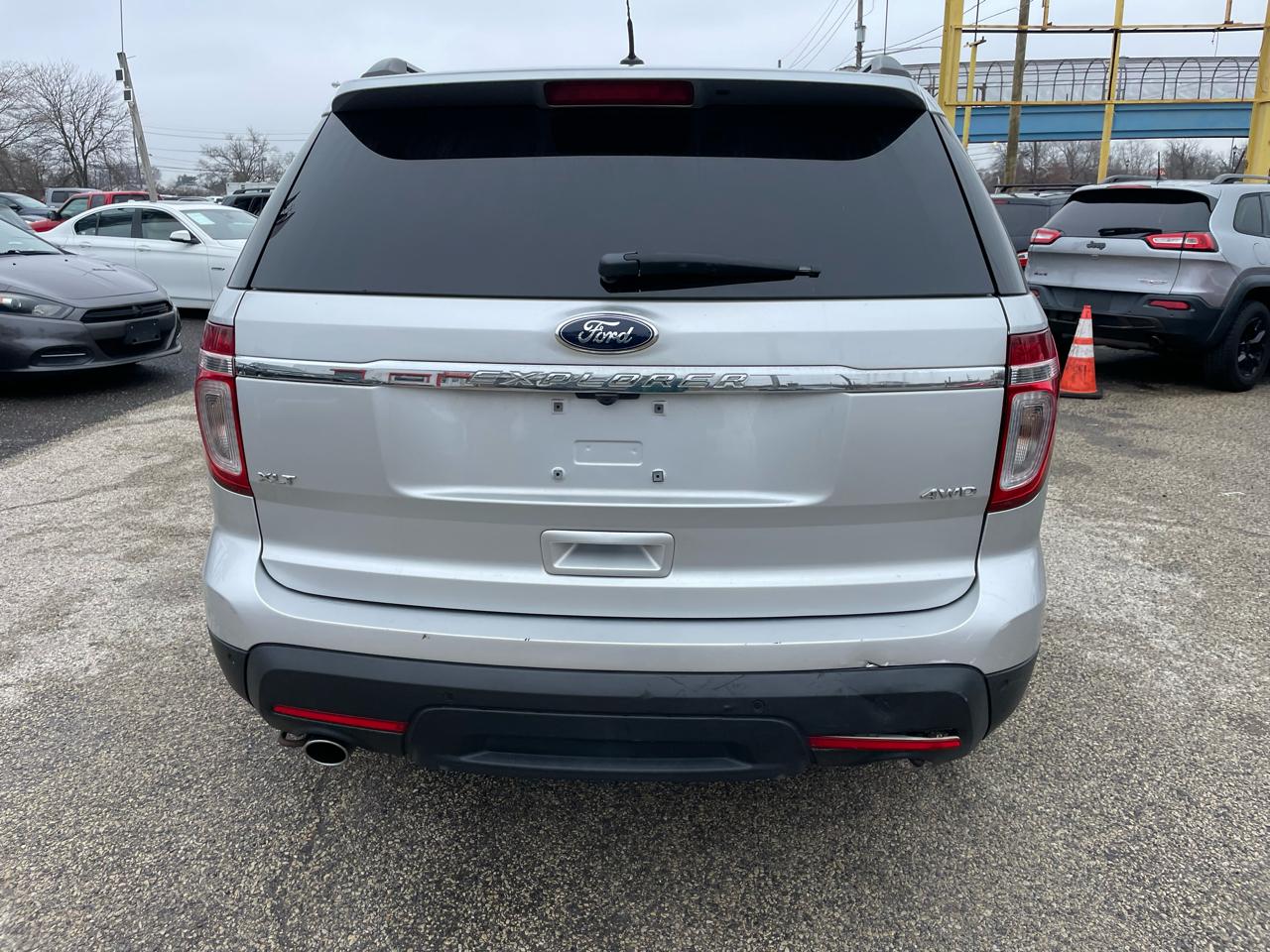 Ford Explorer 4WD 4dr XLT 2014