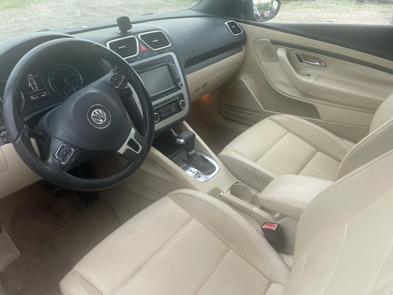 Volkswagen Eos 2dr Conv DSG Komfort 2010