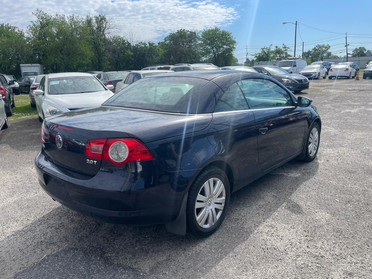 Volkswagen Eos 2dr Conv DSG Komfort 2010