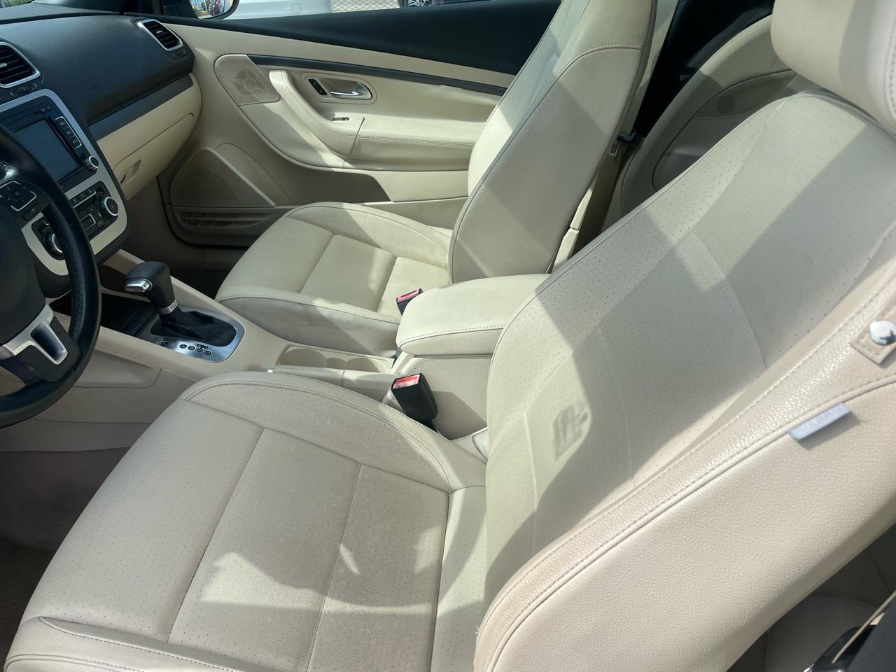 Volkswagen Eos 2dr Conv DSG Komfort 2010