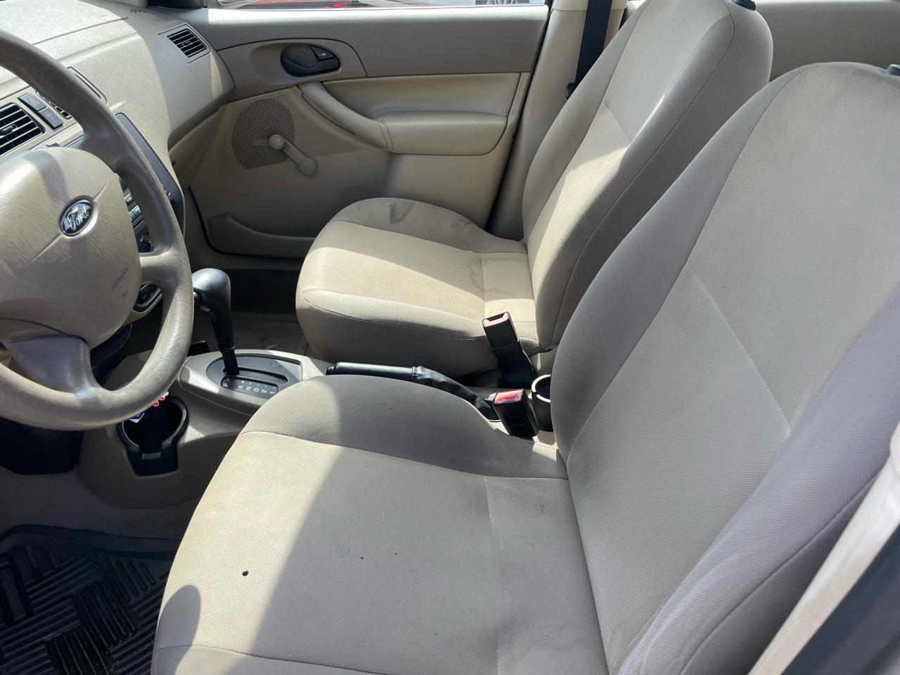 Ford Focus 4dr Sdn ZX4 SES 2006