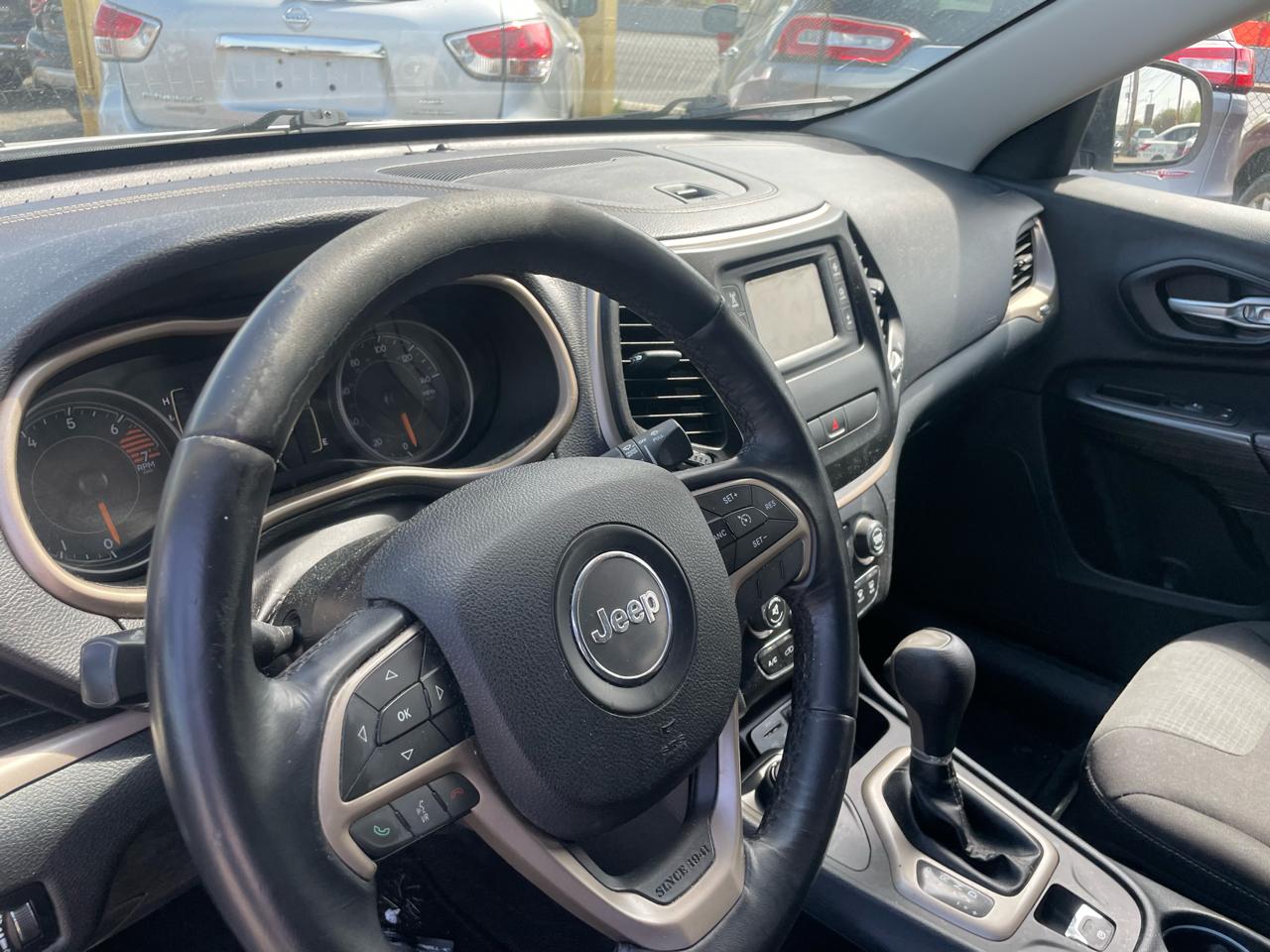 Jeep Cherokee 4WD 4dr Latitude 2016