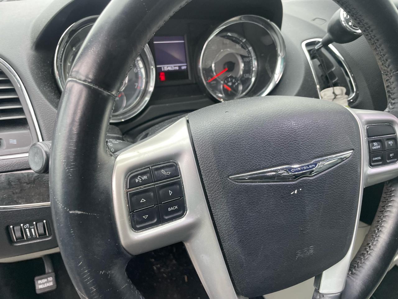 Chrysler Town & Country 4dr Wgn Touring 2015