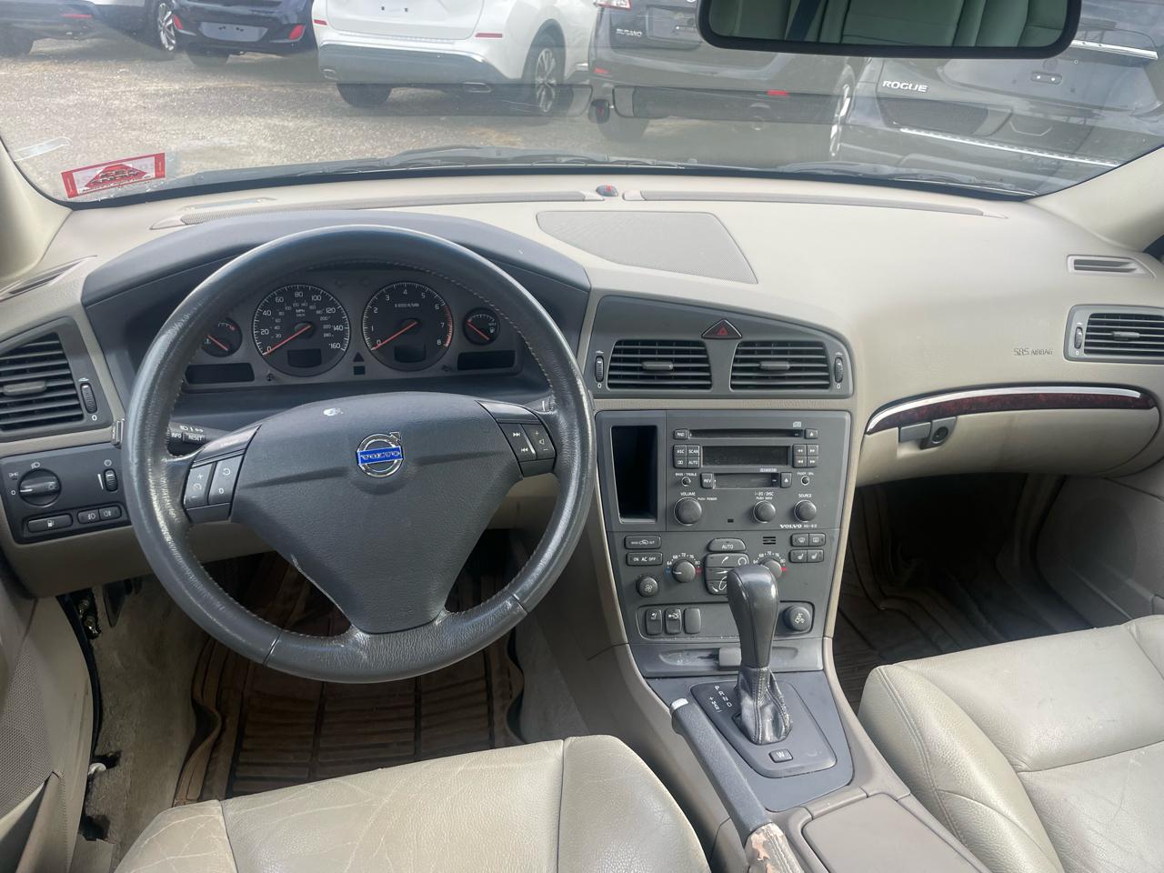 Volvo S60 4dr Sdn 2.5L Turbo AWD 2003