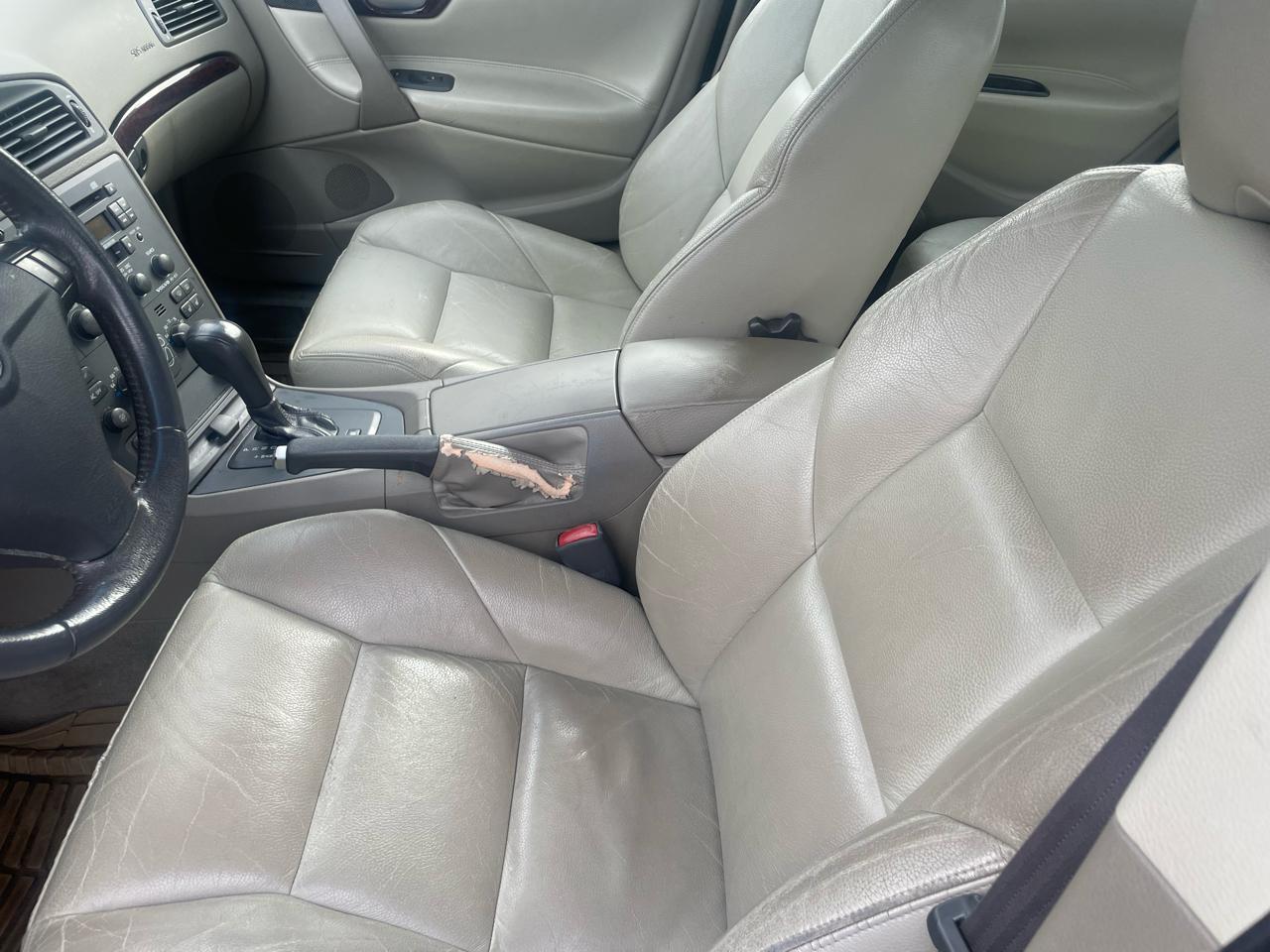 Volvo S60 4dr Sdn 2.5L Turbo AWD 2003