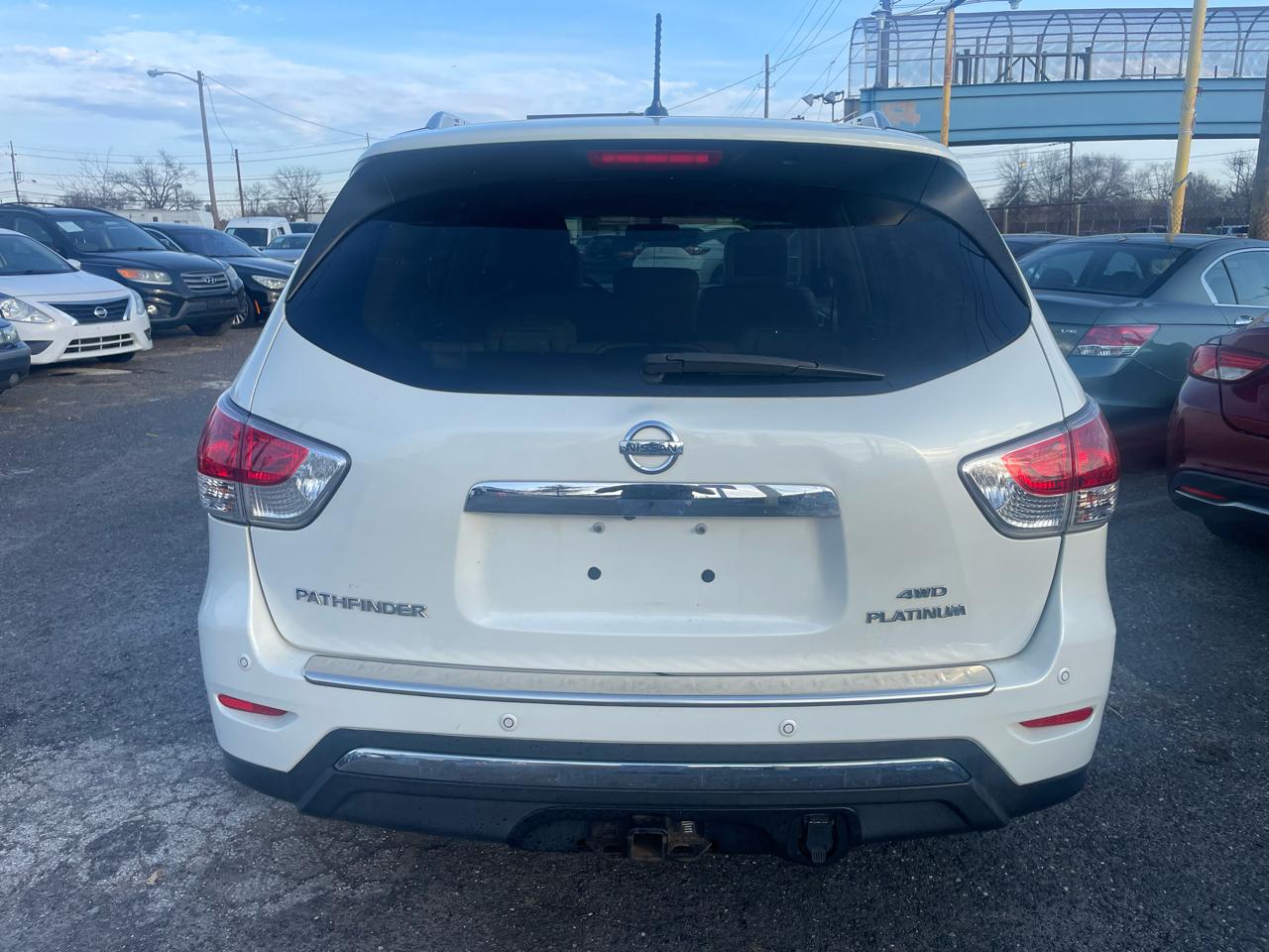 Nissan Pathfinder 4WD 4dr Platinum 2016