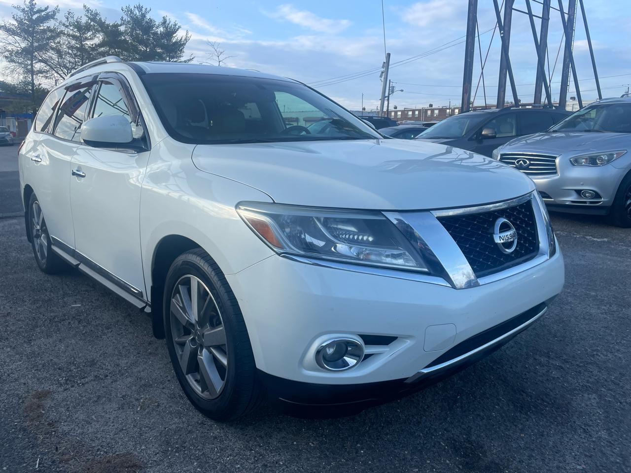 Nissan Pathfinder 4WD 4dr Platinum 2016