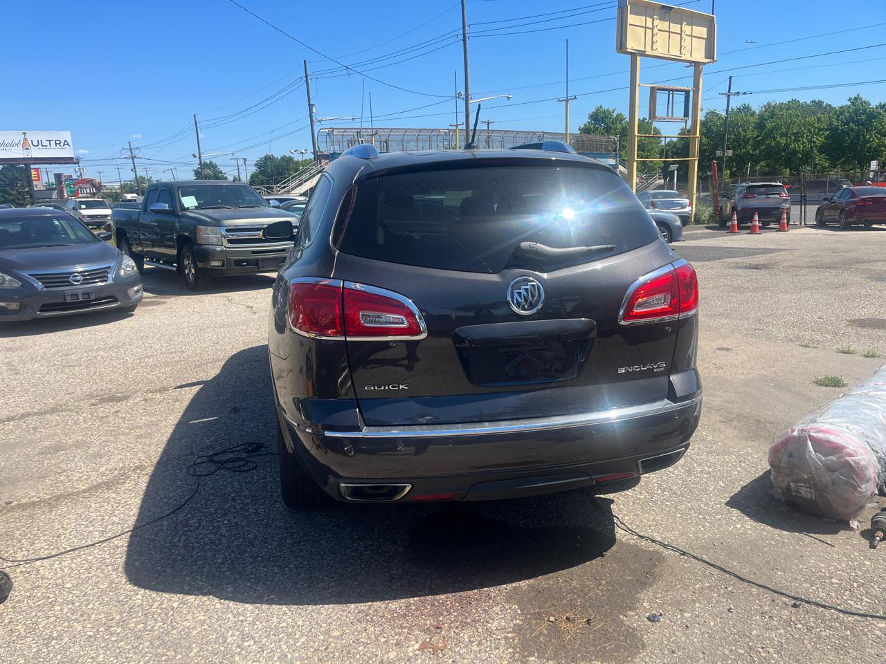 Buick Enclave AWD 4dr Premium 2013