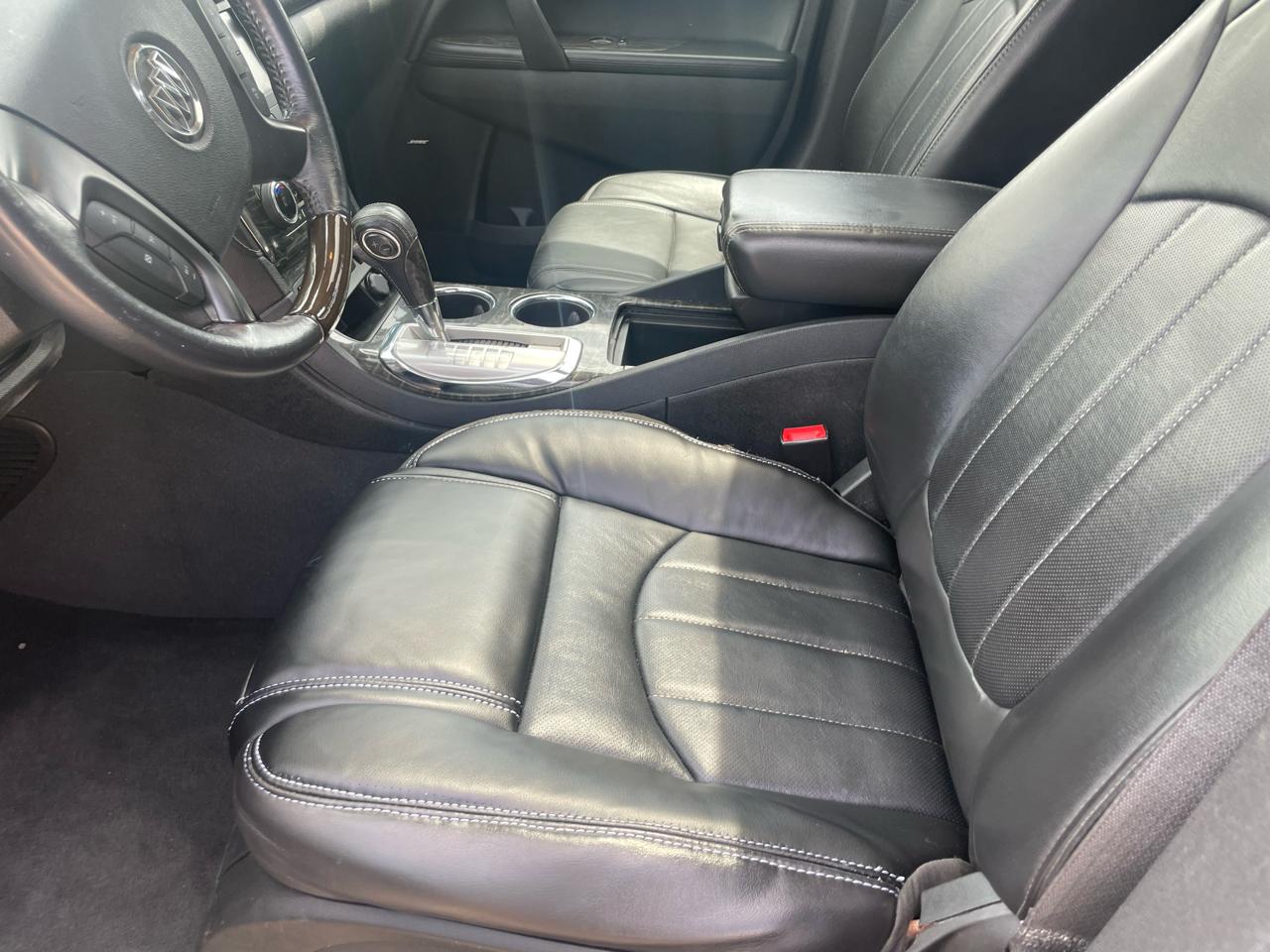 Buick Enclave AWD 4dr Premium 2013