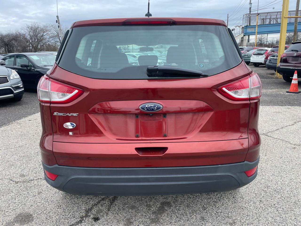 Ford Escape FWD 4dr S 2014