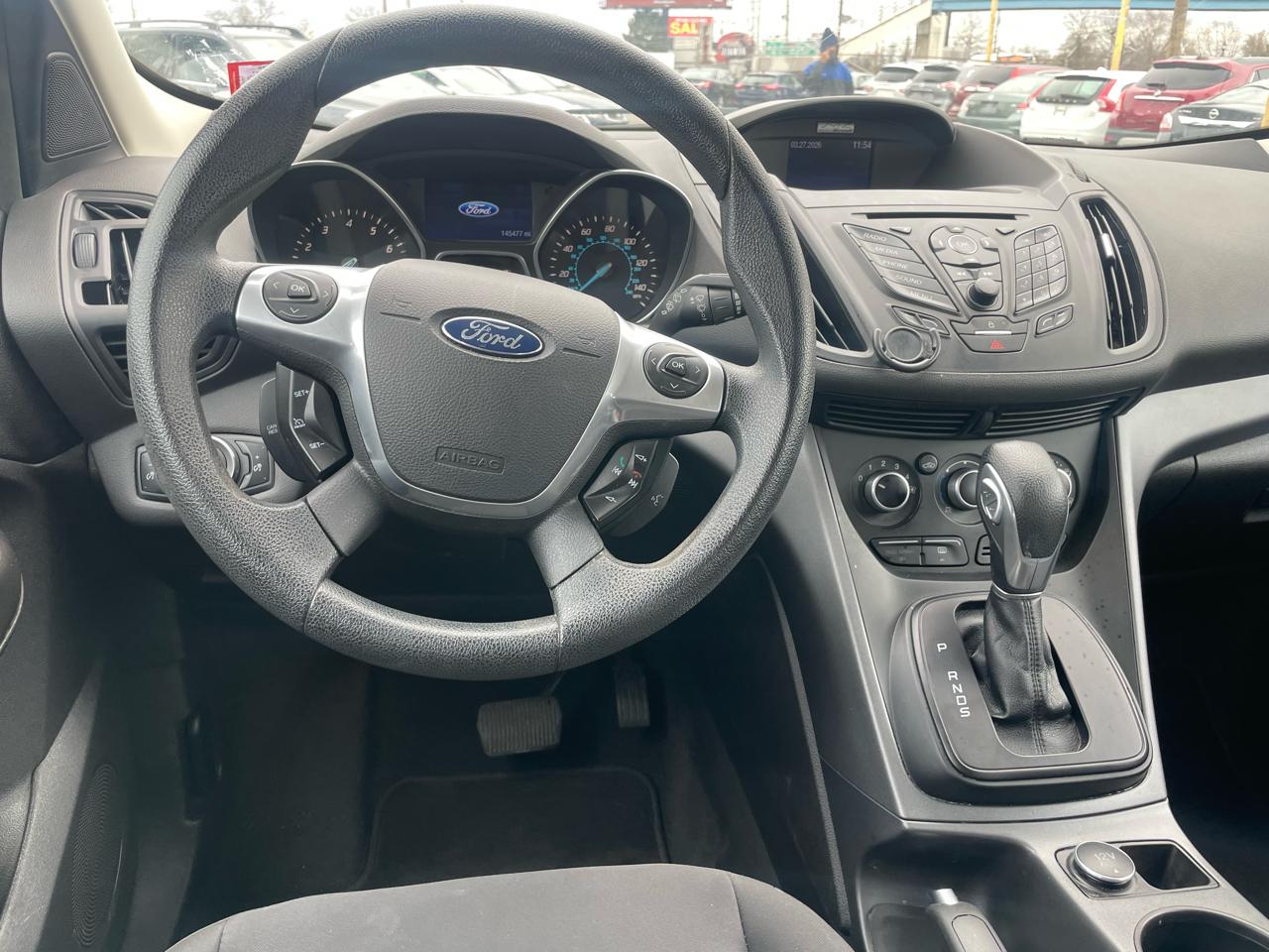 Ford Escape FWD 4dr S 2014