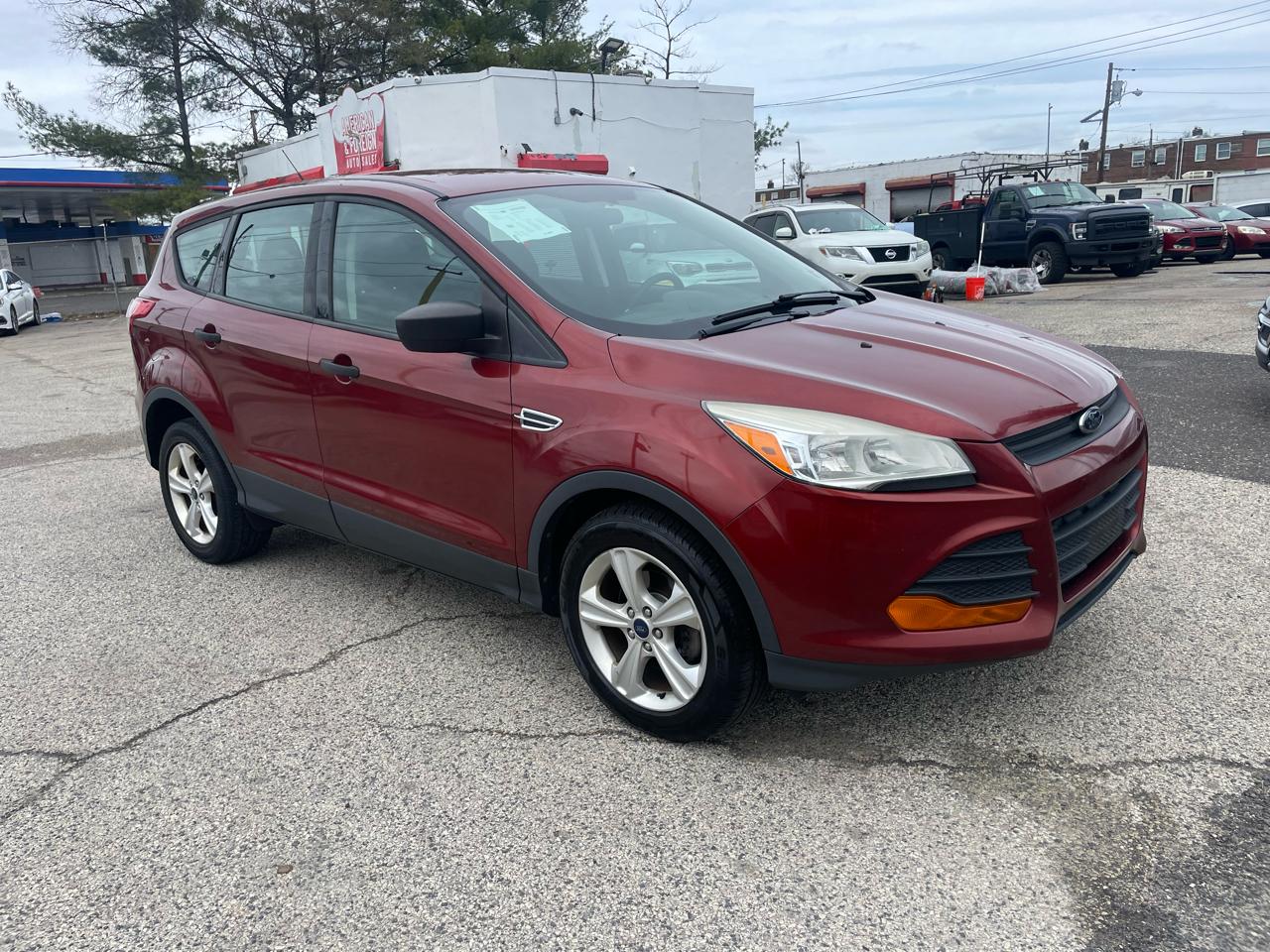 Ford Escape FWD 4dr S 2014