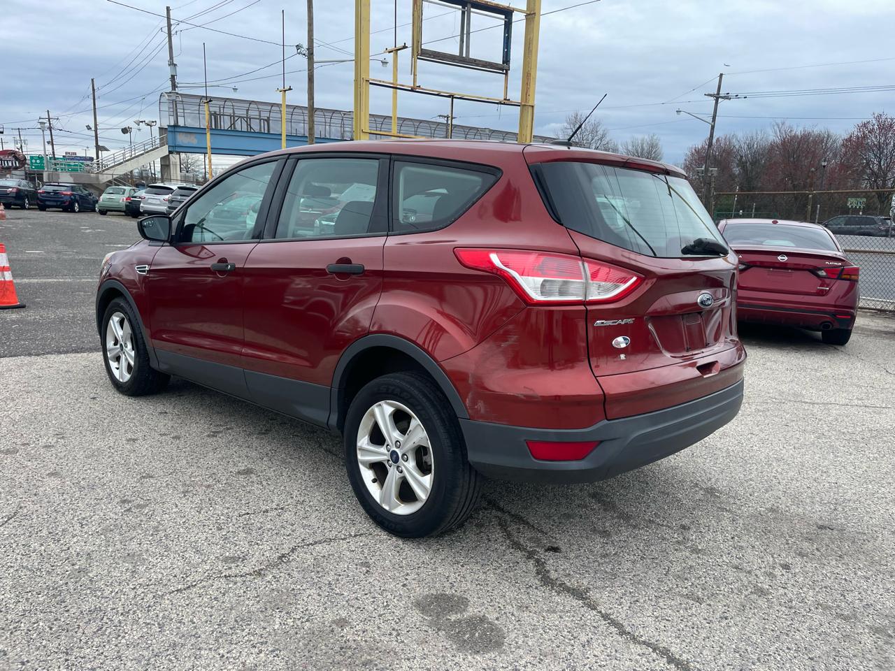 Ford Escape FWD 4dr S 2014