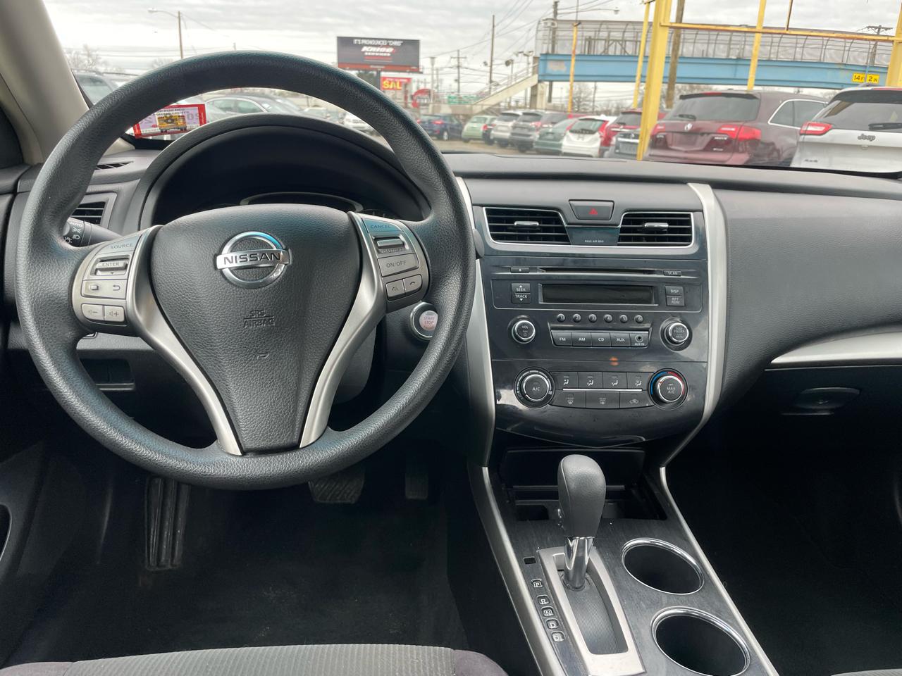 Nissan Altima 4dr Sdn I4 2.5 S 2013