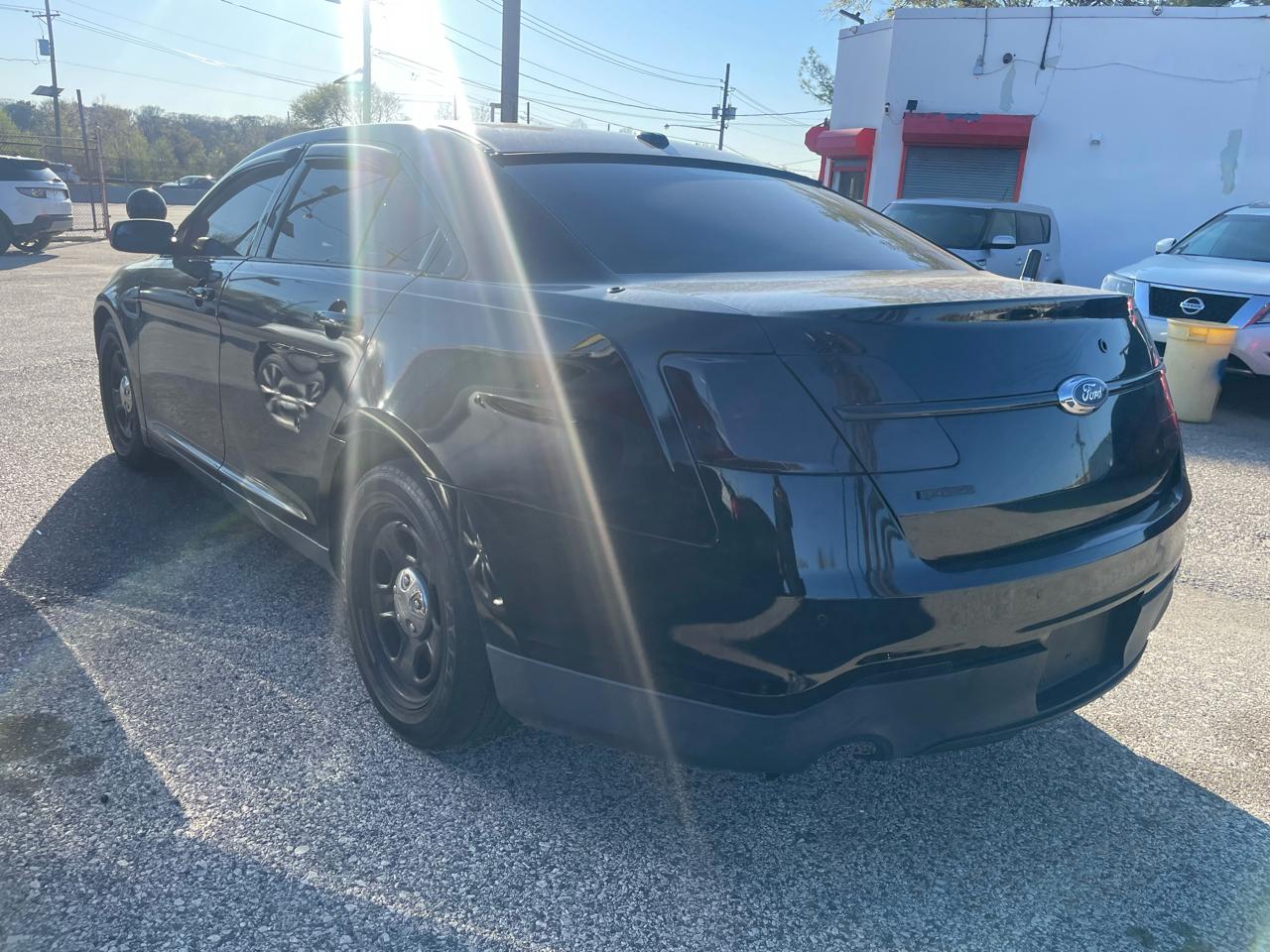 Ford Sedan Police Interceptor 4dr Sdn AWD 2016