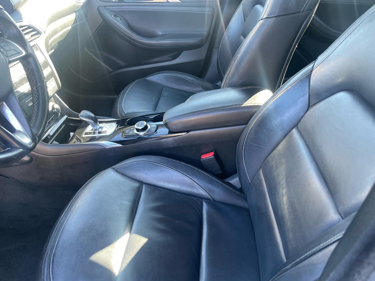 Infiniti QX30 Luxury AWD 2018