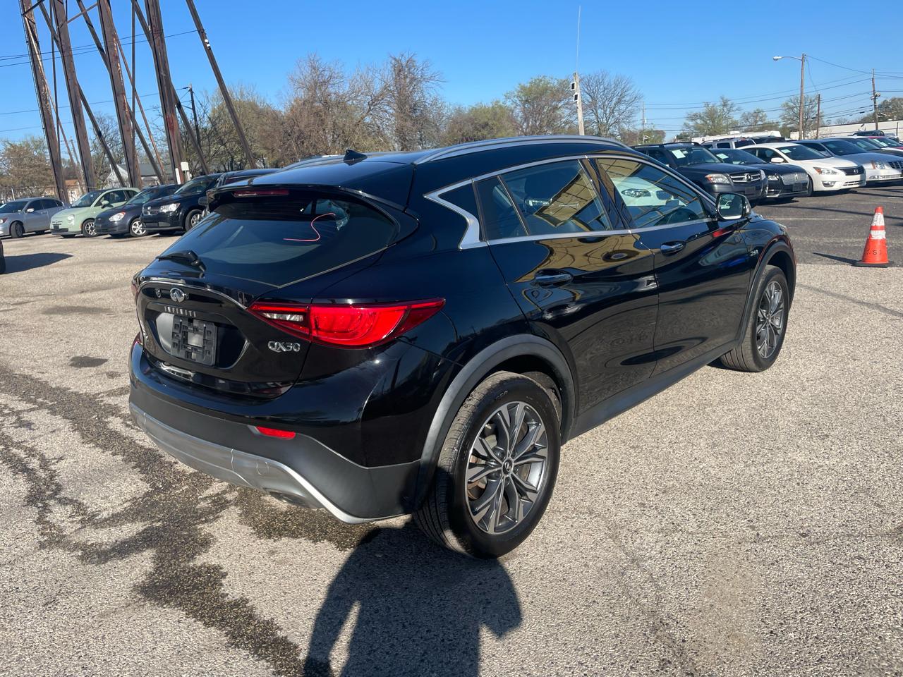 Infiniti QX30 Luxury AWD 2018