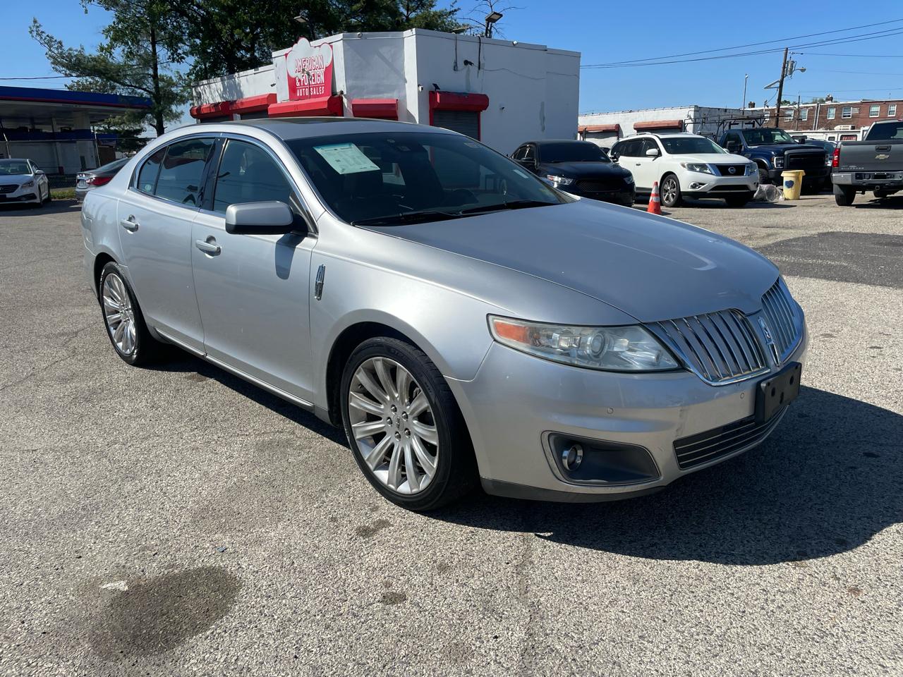 Lincoln MKS 4dr Sdn 3.7L FWD 2012