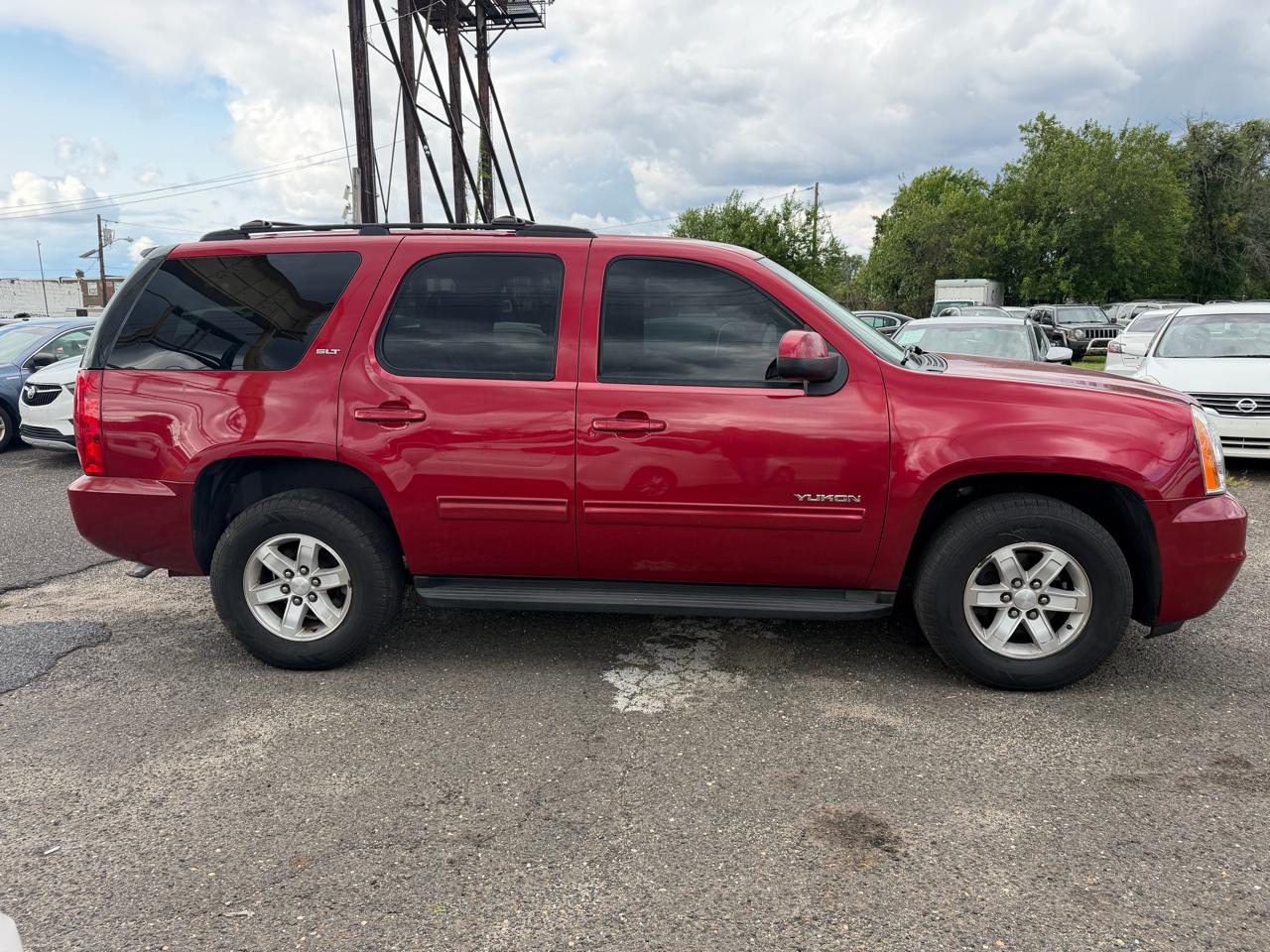 GMC Yukon 2WD 4dr SLT 2014