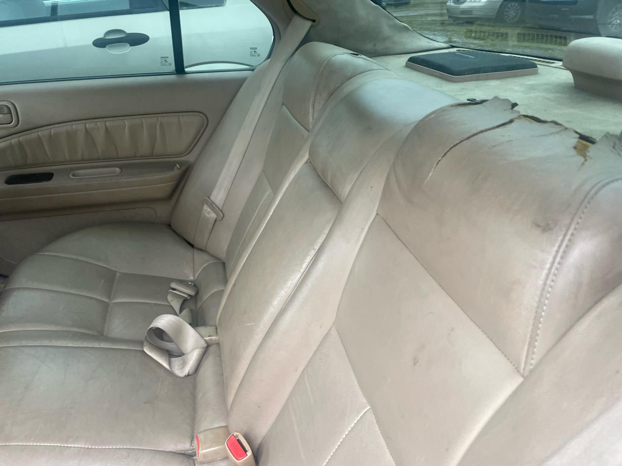 Nissan Maxima 4dr Sdn GLE Auto 1996