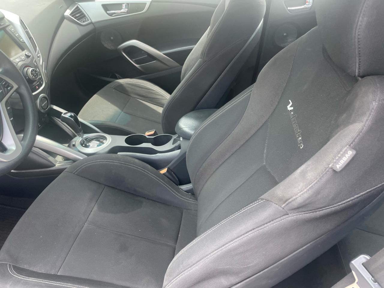 Hyundai Veloster 3dr Cpe Auto 2016