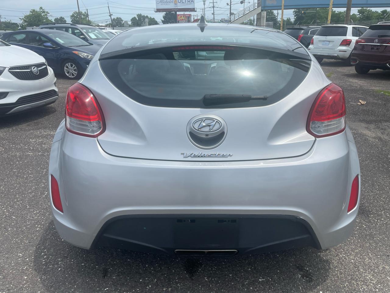 Hyundai Veloster 3dr Cpe Auto 2016