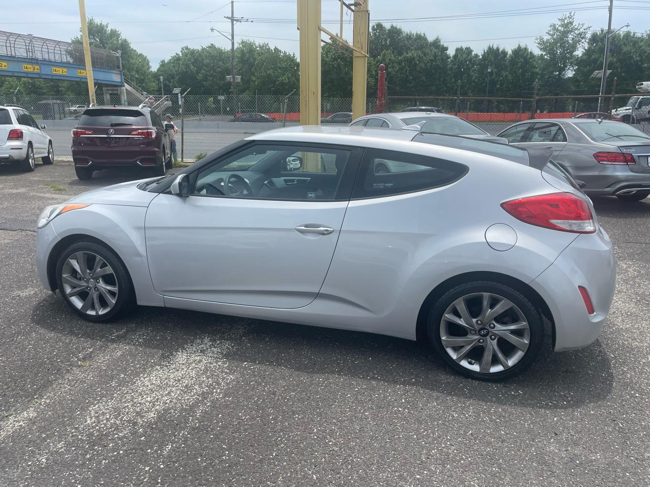 Hyundai Veloster 3dr Cpe Auto 2016