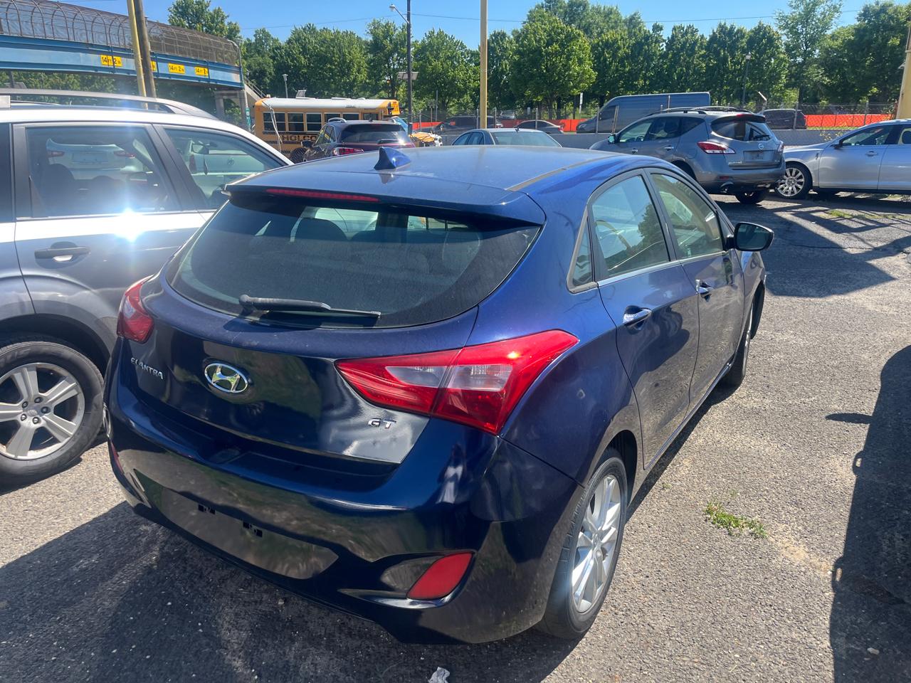 Hyundai Elantra GT 5dr HB Auto PZEV 2013