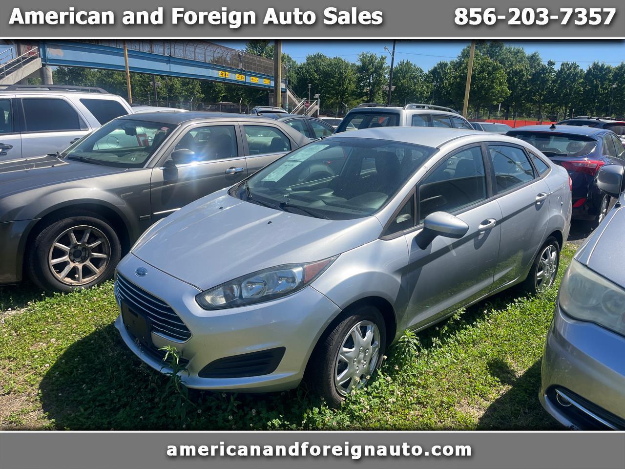 2014 Ford Fiesta S Sedan's photo