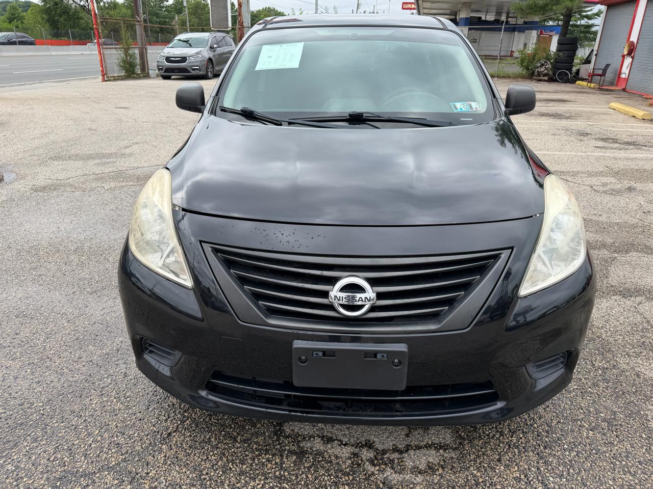 Nissan Versa 4dr Sdn CVT 1.6 S Plus 2014
