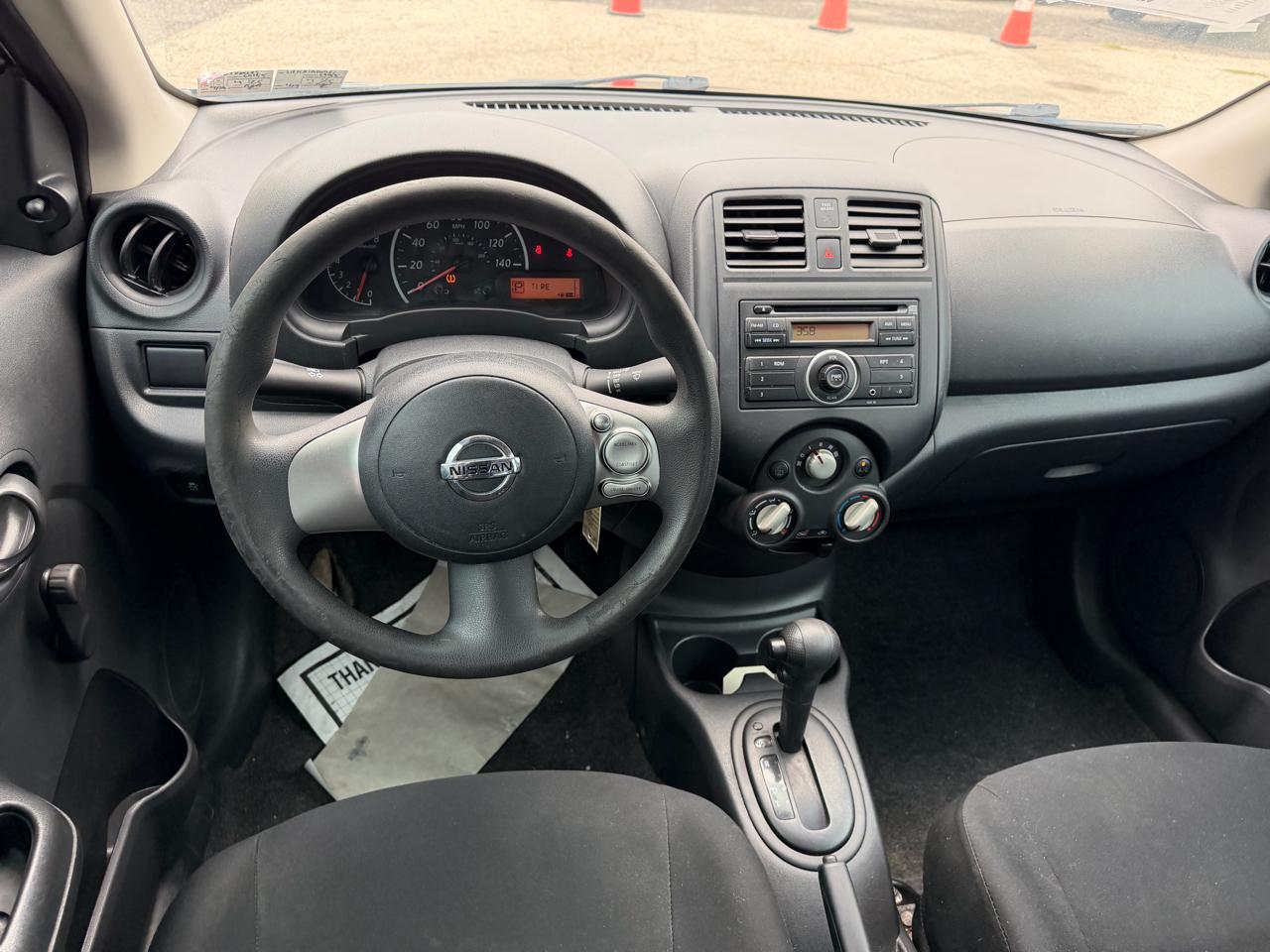 Nissan Versa 4dr Sdn CVT 1.6 S Plus 2014