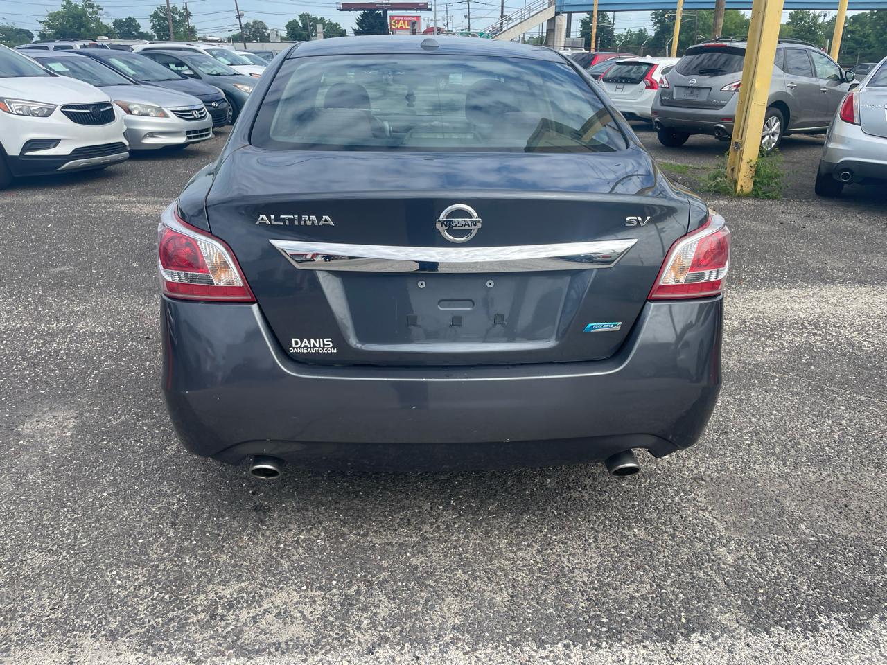Nissan Altima 4dr Sdn I4 2.5 SV 2013