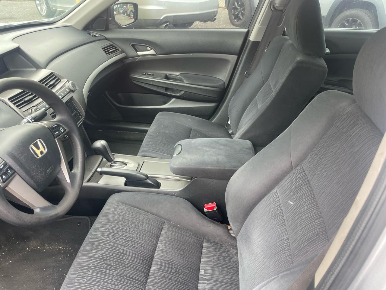 Honda Accord Sdn 4dr I4 Auto LX 2012
