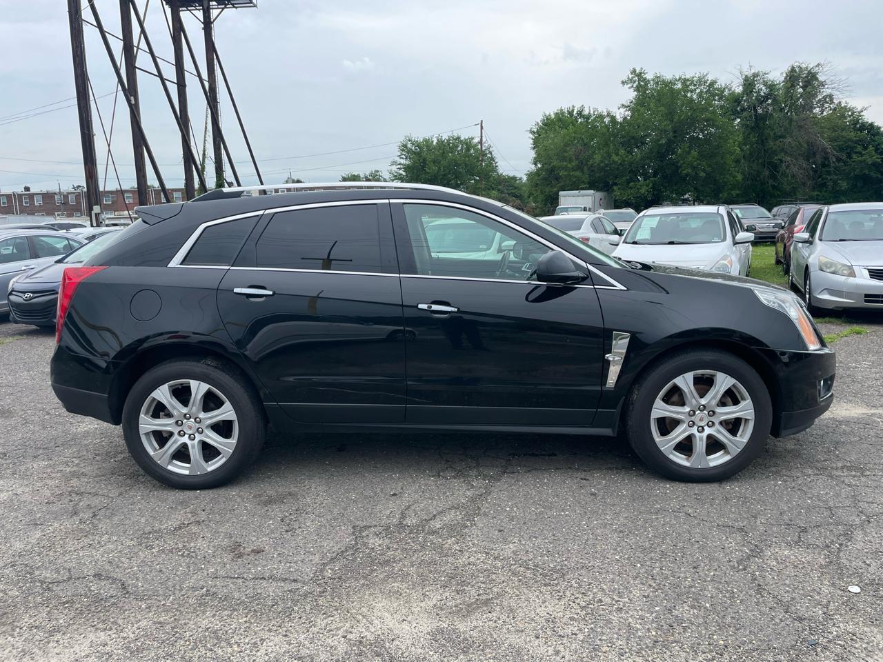 Cadillac SRX AWD 4dr Premium Collection 2010