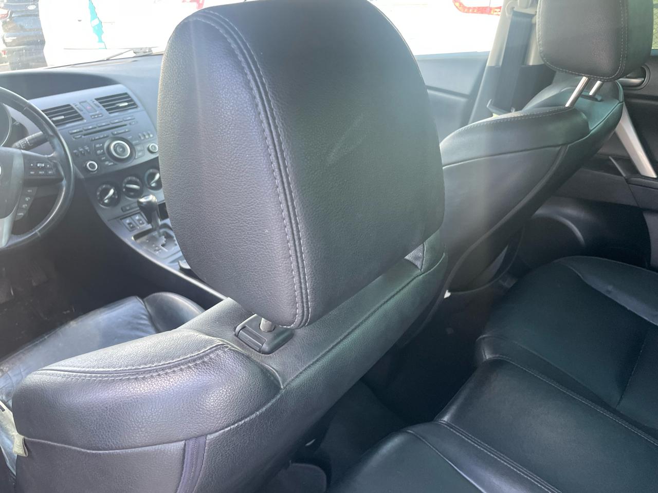 Mazda MAZDA3 4dr Sdn Auto i Grand Touring 2012
