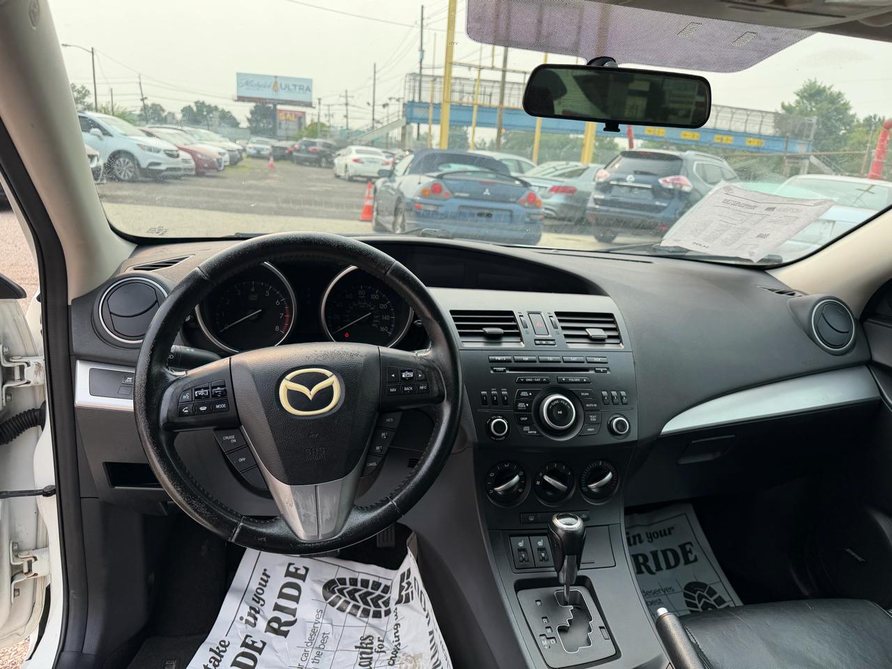 Mazda MAZDA3 4dr Sdn Auto i Grand Touring 2012