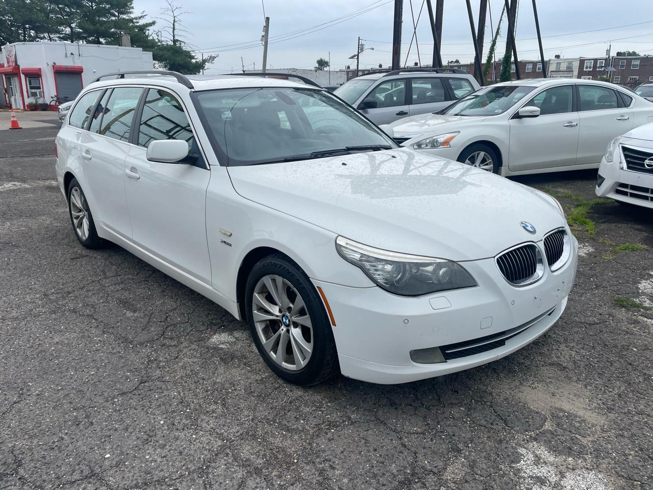 BMW 5 Series 4dr Sports Wgn 535i xDrive AWD 2010