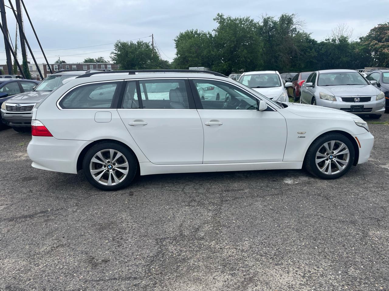 BMW 5 Series 4dr Sports Wgn 535i xDrive AWD 2010