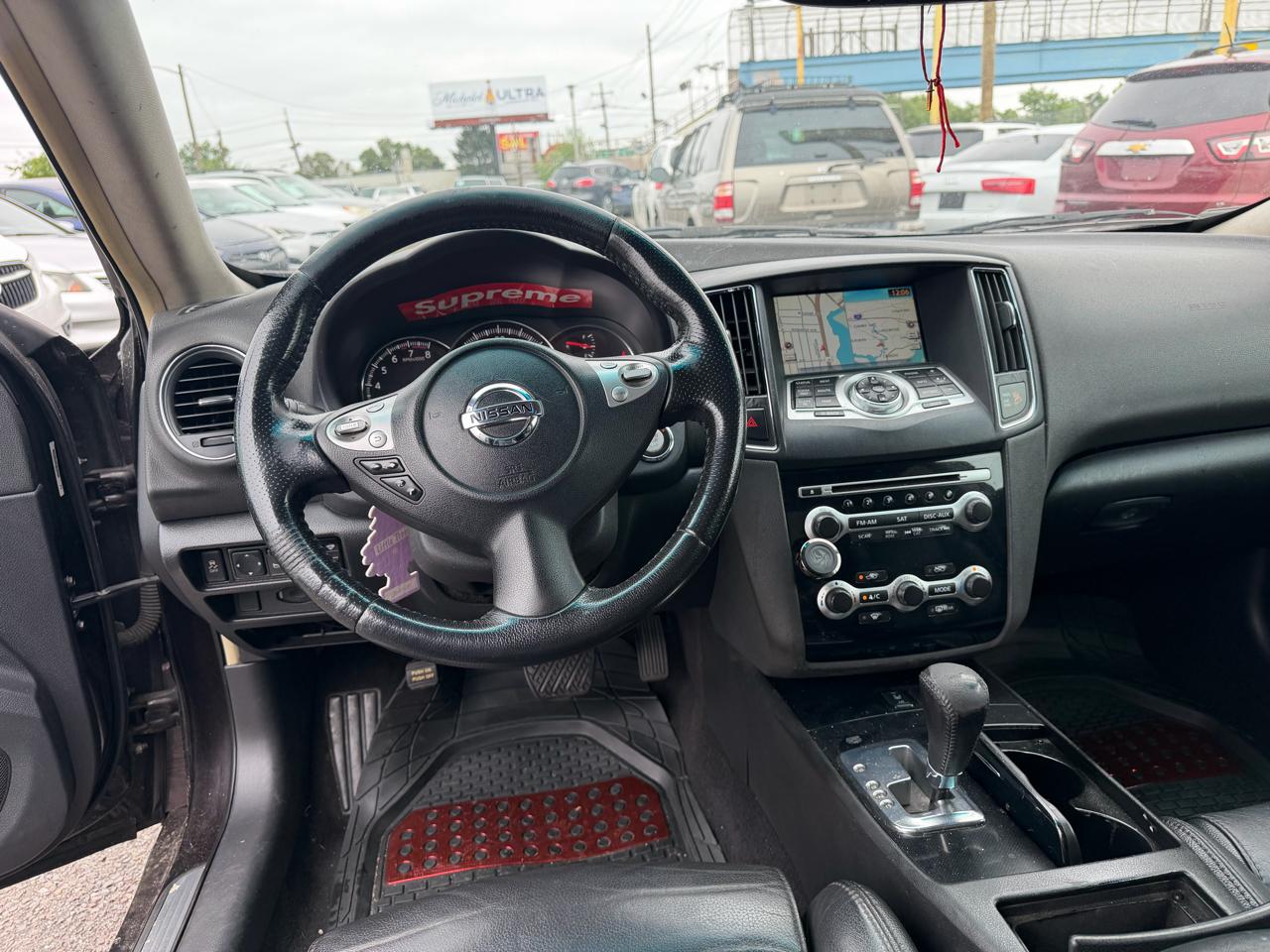 Nissan Maxima 4dr Sdn V6 CVT 3.5 SV 2011