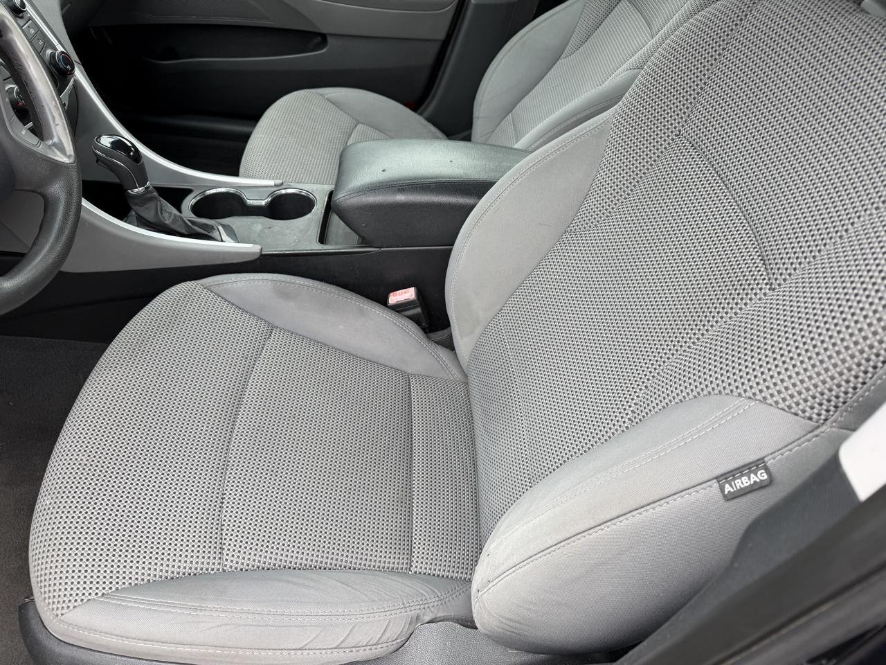 Hyundai Sonata 4dr Sdn 2.4L Auto GLS PZEV 2011