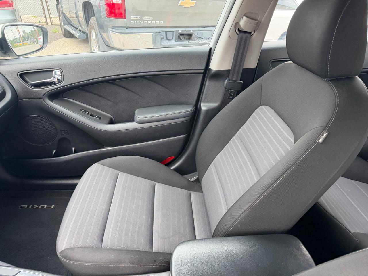 Kia Forte S Auto 2017