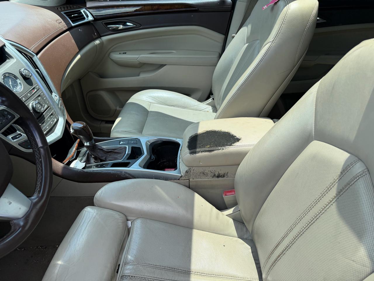 Cadillac SRX AWD 4dr Luxury Collection 2010