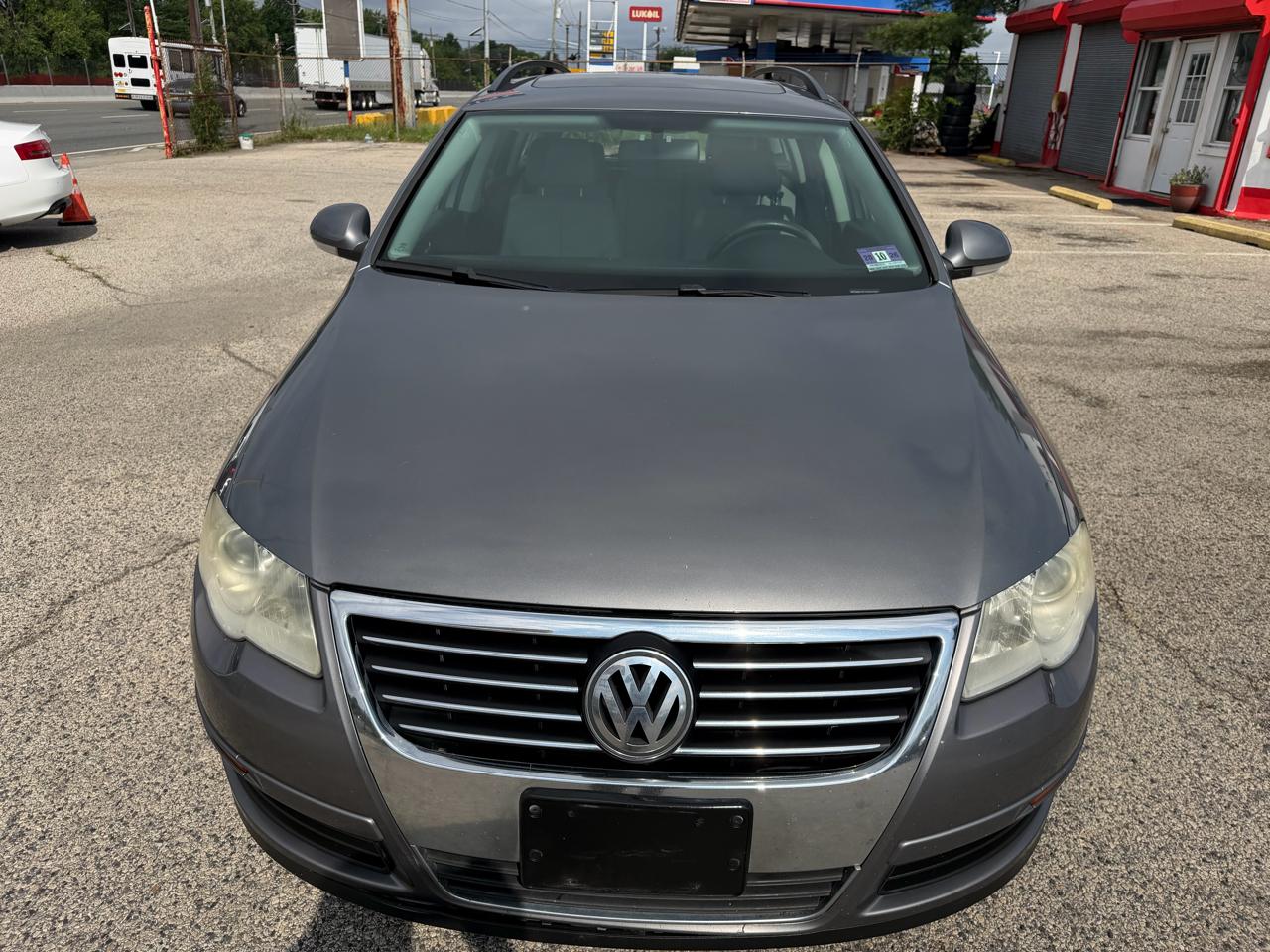 Volkswagen Passat Wagon 4dr Auto 3.6L 4MOTION 2007