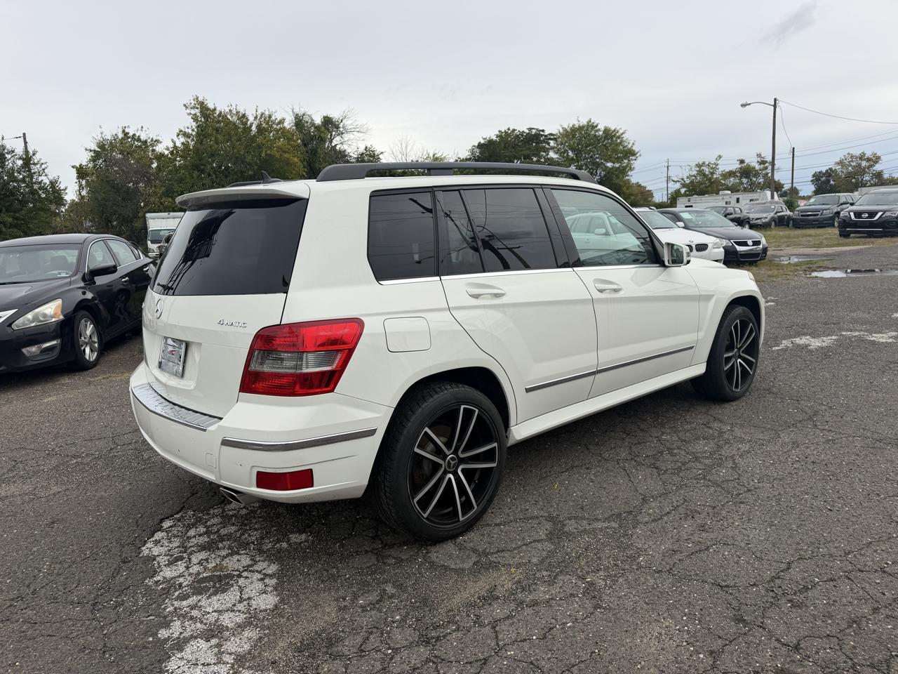 Mercedes-Benz GLK-Class 4MATIC 4dr GLK 350 2012
