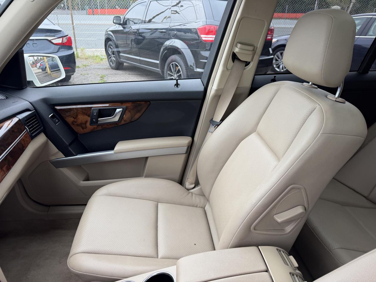 Mercedes-Benz GLK-Class 4MATIC 4dr GLK 350 2012