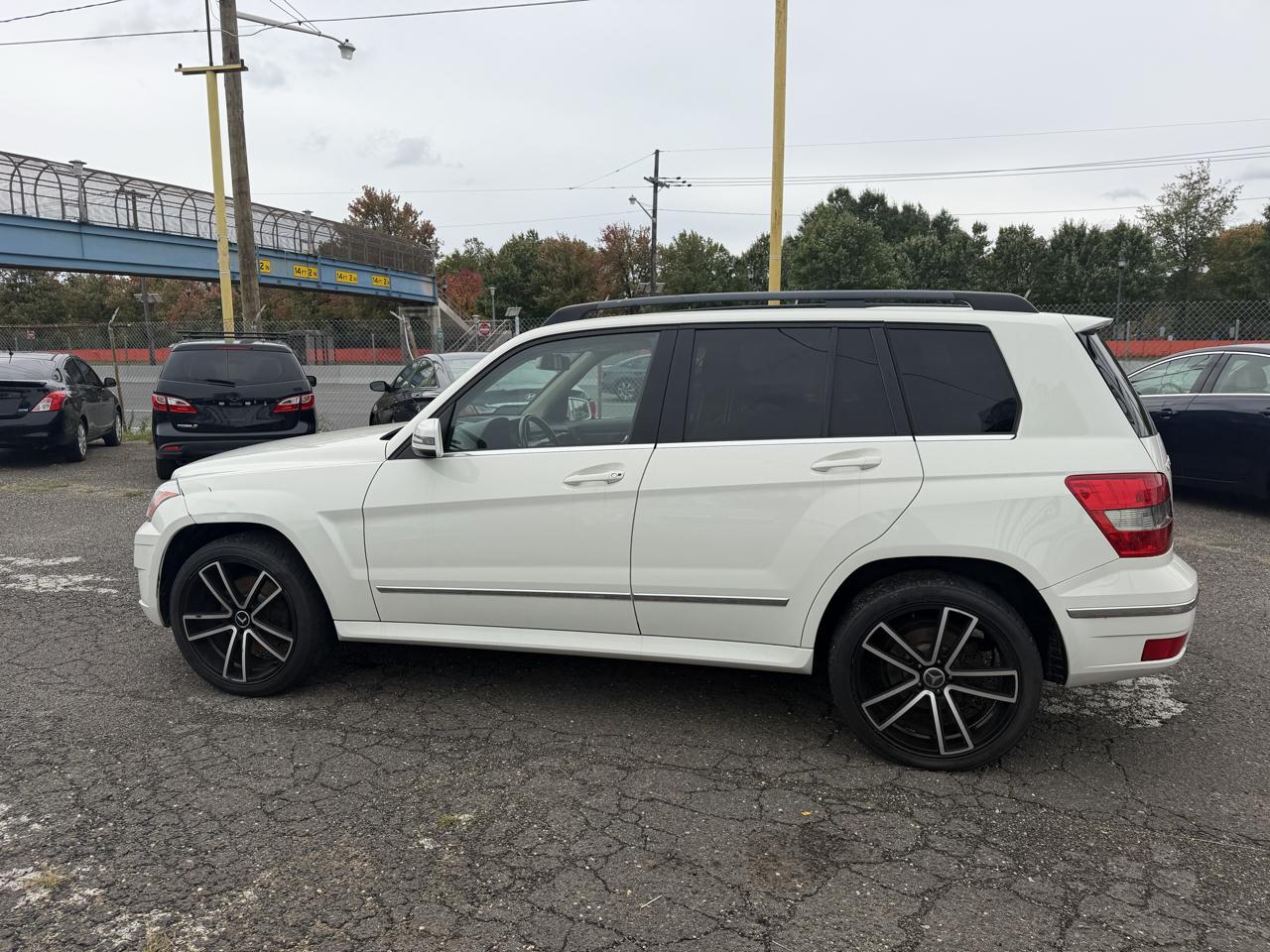 Mercedes-Benz GLK-Class 4MATIC 4dr GLK 350 2012