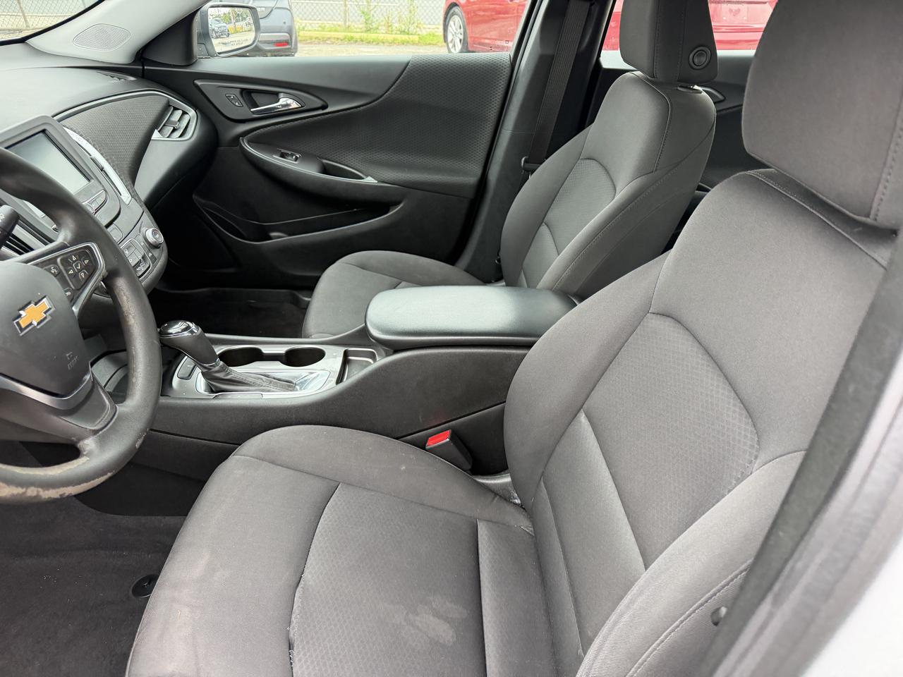 Chevrolet Malibu 4dr Sdn LS w/1LS 2018