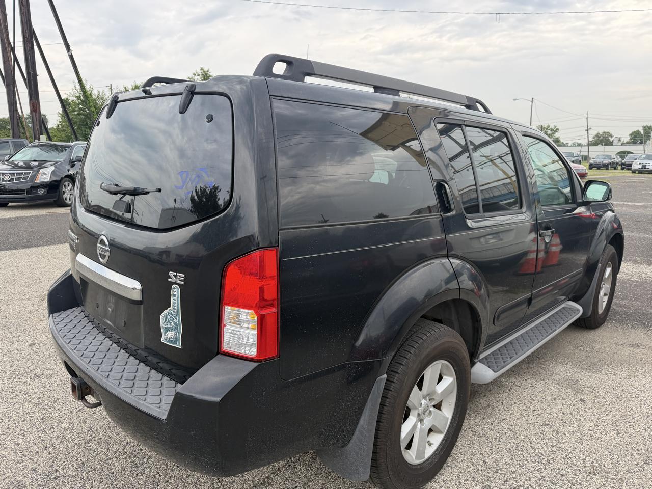 Nissan Pathfinder 4WD 4dr V6 SE 2009